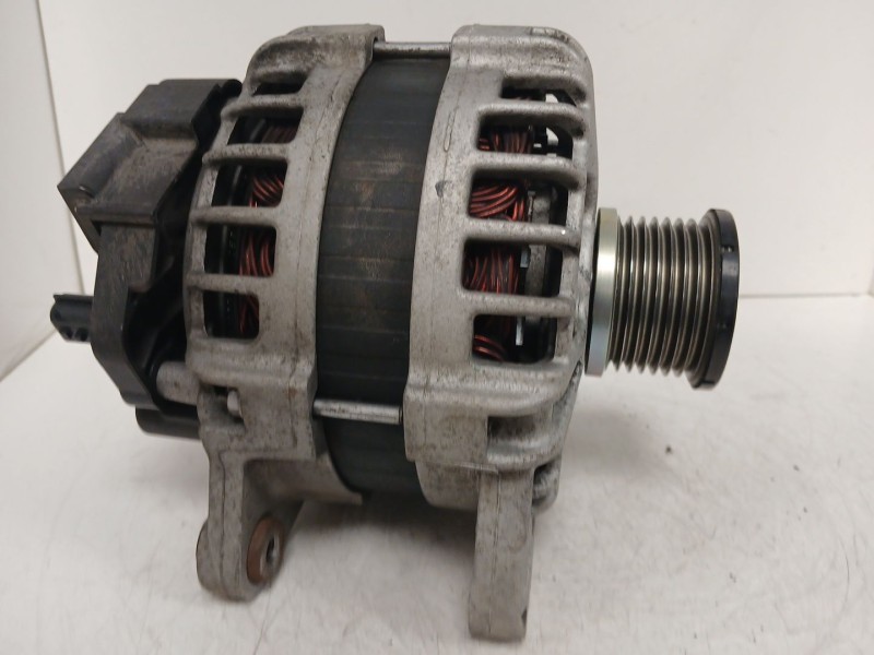 Recambio de alternador para nissan x-trail iii (t32_, t32r, t32rr) 1.6 dci all mode 4x4-i (nt32) referencia OEM IAM 231004BE0A F
