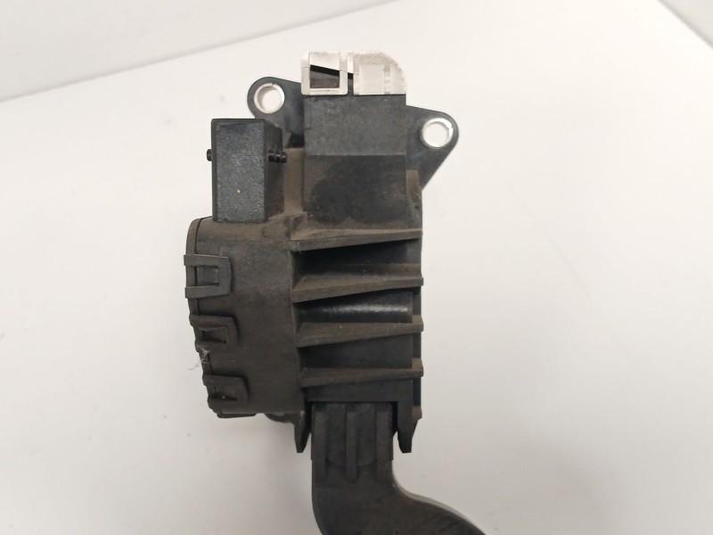 Recambio de pedal acelerador para opel corsa e (x15) 1.3 cdti (08, 68) referencia OEM IAM 13305804  