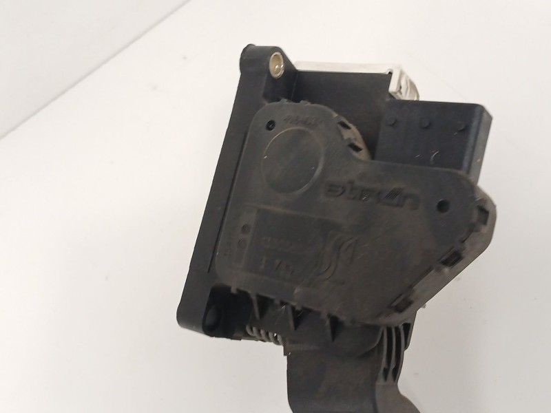 Recambio de pedal acelerador para opel corsa e (x15) 1.3 cdti (08, 68) referencia OEM IAM 13305804  