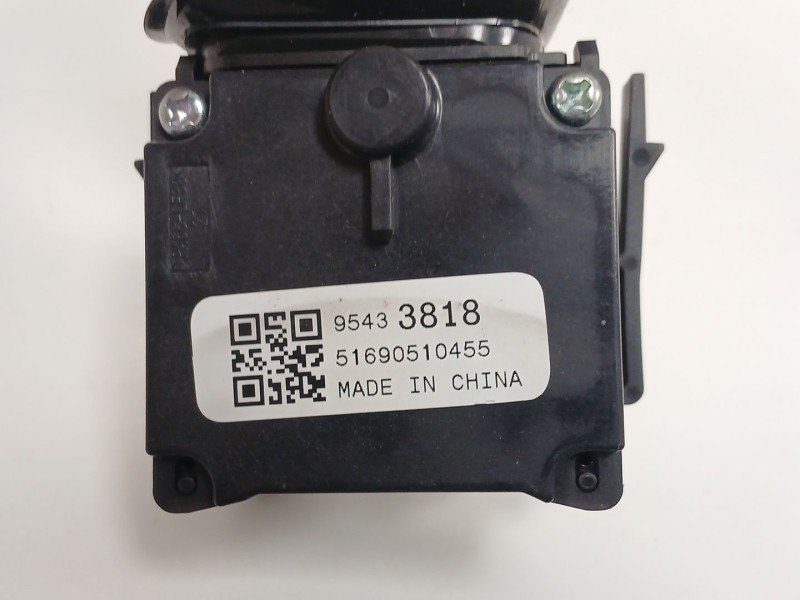 Recambio de mando limpia para opel corsa e (x15) 1.3 cdti (08, 68) referencia OEM IAM 95433818 51690510455 