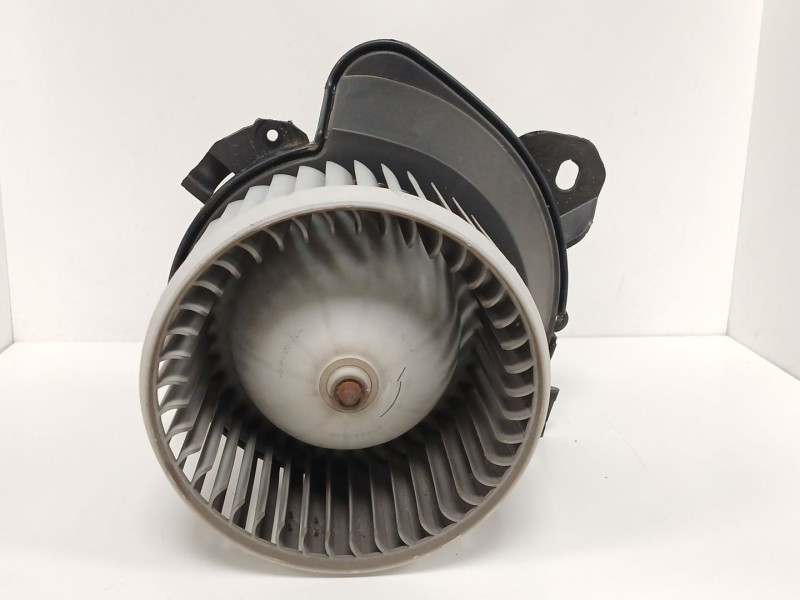 Recambio de motor calefaccion para opel corsa e (x15) 1.3 cdti (08, 68) referencia OEM IAM 13335075  
