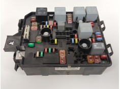 Recambio de caja reles / fusibles para opel corsa e (x15) 1.3 cdti (08, 68) referencia OEM IAM 13430533AA  
