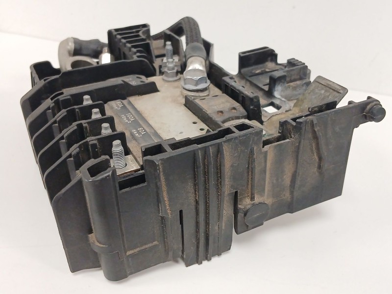 Recambio de caja reles / fusibles para opel corsa e (x15) 1.3 cdti (08, 68) referencia OEM IAM   