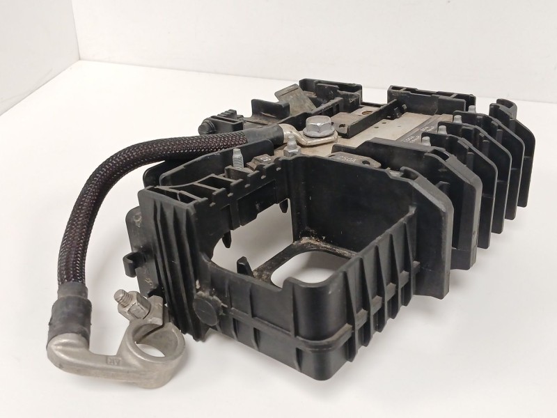 Recambio de caja reles / fusibles para opel corsa e (x15) 1.3 cdti (08, 68) referencia OEM IAM   