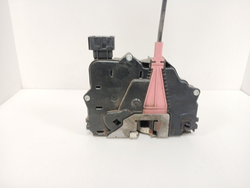 Recambio de cerradura puerta trasera izquierda para opel corsa e (x15) 1.3 cdti (08, 68) referencia OEM IAM   