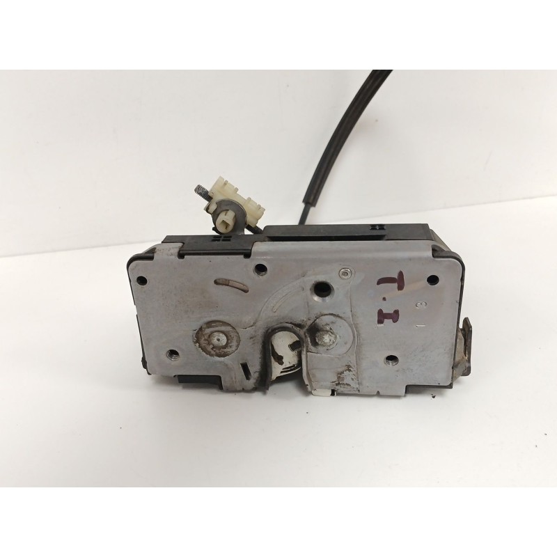 Recambio de cerradura puerta trasera izquierda para opel corsa e (x15) 1.3 cdti (08, 68) referencia OEM IAM   