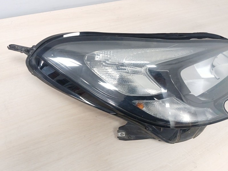 Recambio de faro derecho para opel corsa e (x15) 1.3 cdti (08, 68) referencia OEM IAM   