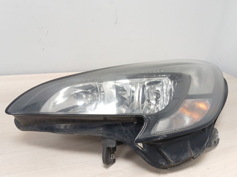 Recambio de faro izquierdo para opel corsa e (x15) 1.3 cdti (08, 68) referencia OEM IAM 13381335LH 1EF01183001 