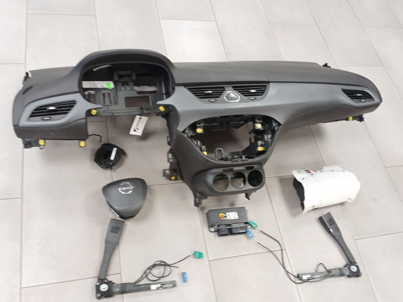 Recambio de kit airbag para opel corsa e (x15) 1.3 cdti (08, 68) referencia OEM IAM 13496296  