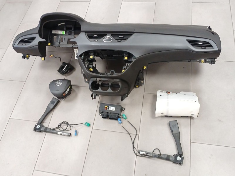 Recambio de kit airbag para opel corsa e (x15) 1.3 cdti (08, 68) referencia OEM IAM 13496296  