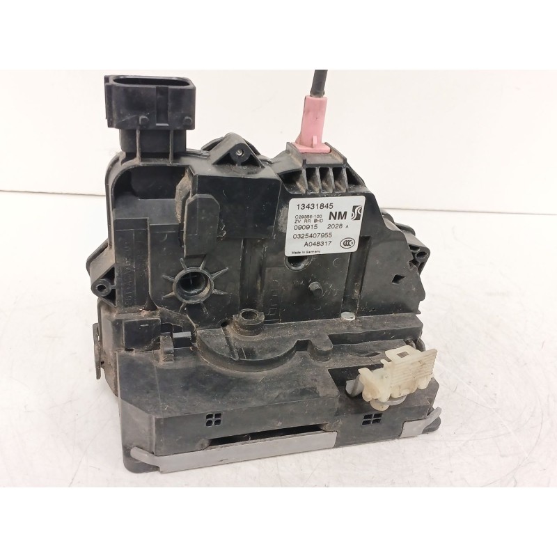 Recambio de cerradura puerta trasera derecha para opel corsa e (x15) 1.3 cdti (08, 68) referencia OEM IAM 13431845 0325407955 
