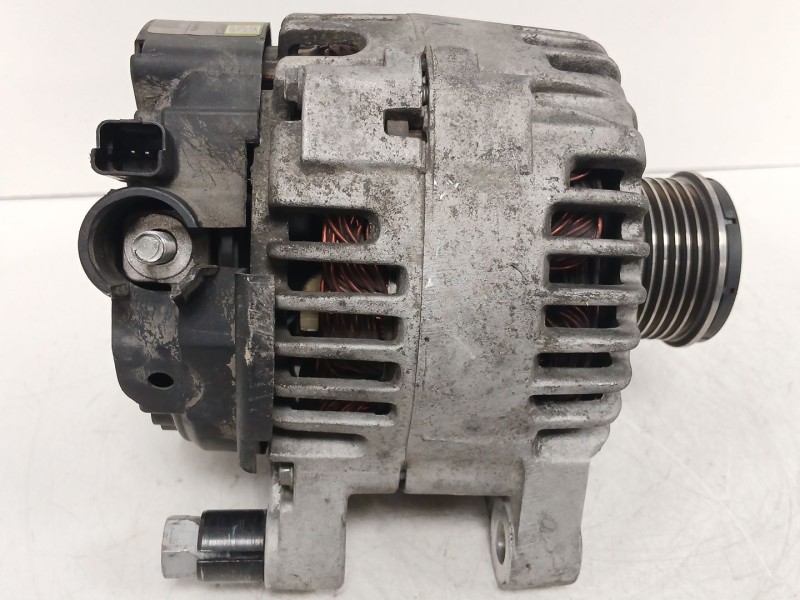 Recambio de alternador para peugeot 208 i (ca_, cc_) 1.6 hdi / bluehdi 75 referencia OEM IAM 44198  