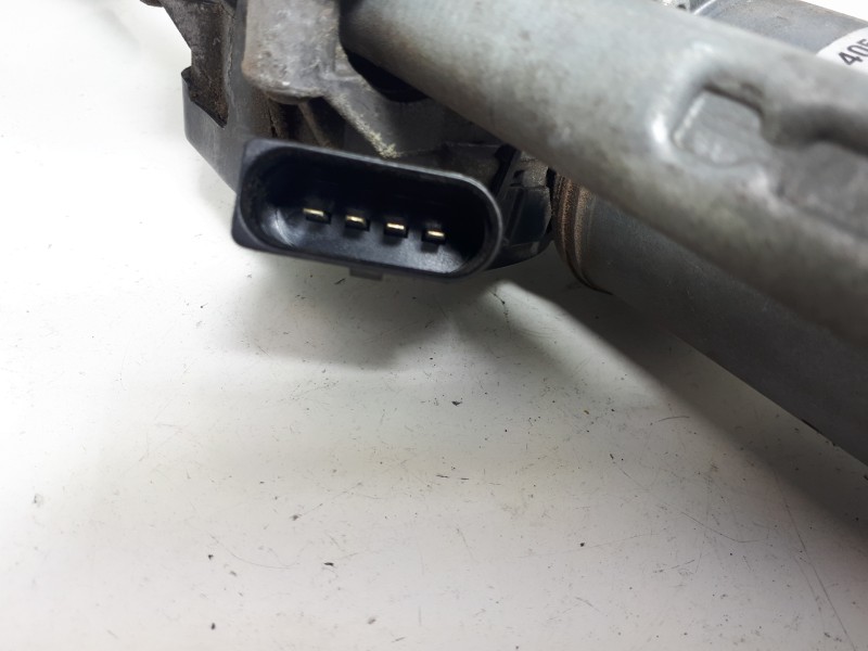 Recambio de motor limpia delantero para opel corsa d corsavan referencia OEM IAM 13182340 405067 4033A