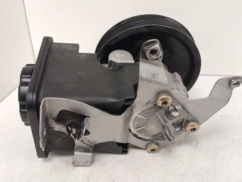 Recambio de bomba direccion para bmw 3 (e46) 320 d referencia OEM IAM 6756575  
