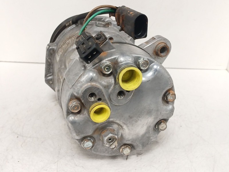 Recambio de compresor aire acondicionado para volkswagen golf iv (1j1) 1.9 tdi referencia OEM IAM 20A1278A  