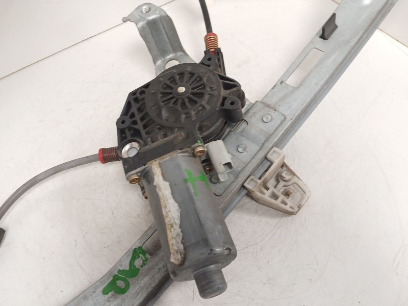 Recambio de elevalunas delantero izquierdo para peugeot 206 berlina referencia OEM IAM  17290 
