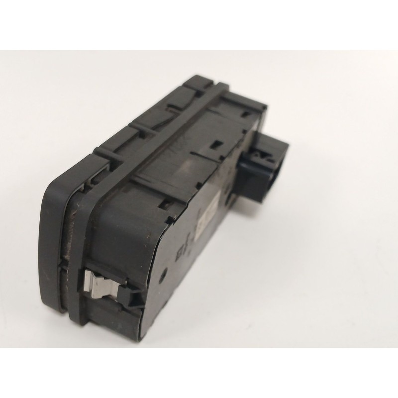 Recambio de mando elevalunas delantero izquierdo para opel vectra c berlina comfort referencia OEM IAM 687833988 09185954 03097T