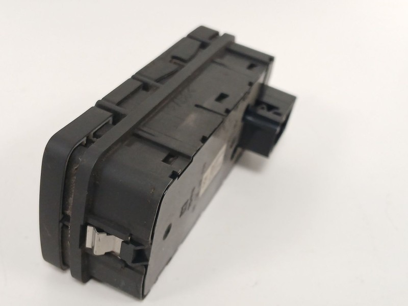 Recambio de mando elevalunas delantero izquierdo para opel vectra c berlina comfort referencia OEM IAM 687833988 09185954 03097T