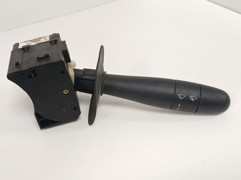 Recambio de mando limpia para renault kangoo (f/kc0) authentique referencia OEM IAM 8200379529  