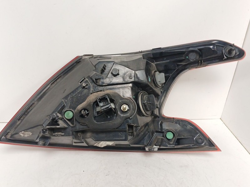 Recambio de piloto trasero izquierdo para peugeot 308 ii (lb_, lp_, lw_, lh_, l3_) 1.6 hdi referencia OEM IAM 9677817680  