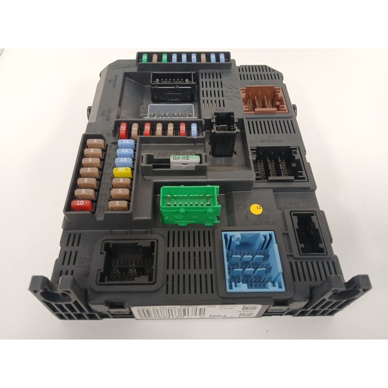 Recambio de caja reles / fusibles para peugeot 308 ii (lb_, lp_, lw_, lh_, l3_) 1.6 hdi referencia OEM IAM 9807054180 BSIN0400 