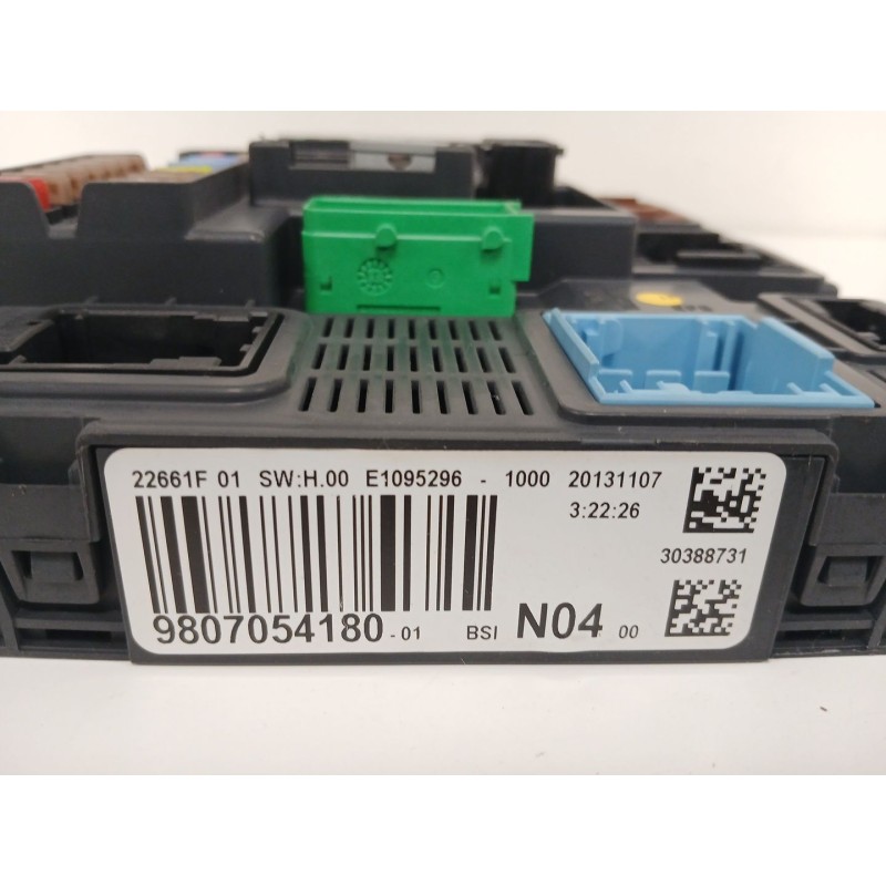 Recambio de caja reles / fusibles para peugeot 308 ii (lb_, lp_, lw_, lh_, l3_) 1.6 hdi referencia OEM IAM 9807054180 BSIN0400 