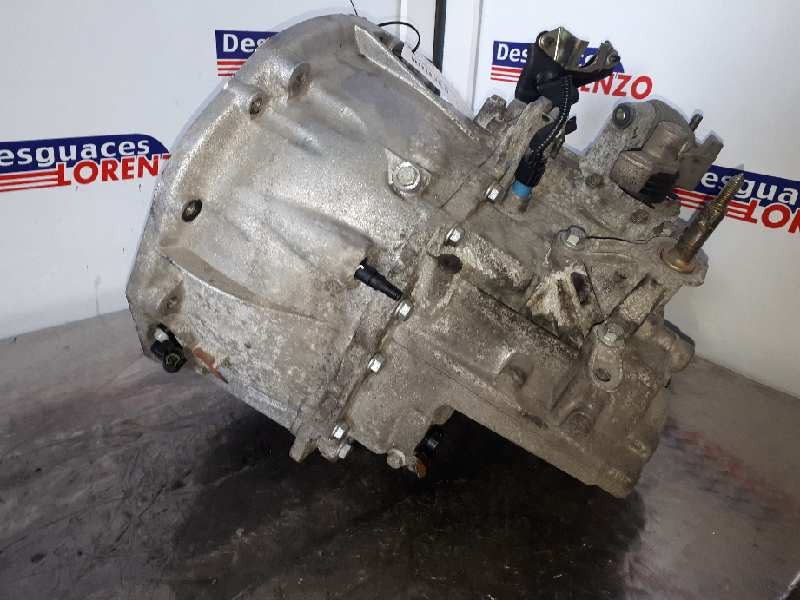 Recambio de caja cambios para nissan primera berlina (p12) acenta referencia OEM IAM NDO102  