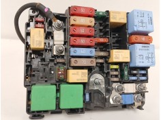 Recambio de caja reles / fusibles para peugeot 308 ii (lb_, lp_, lw_, lh_, l3_) 1.6 hdi referencia OEM IAM 9804848580  