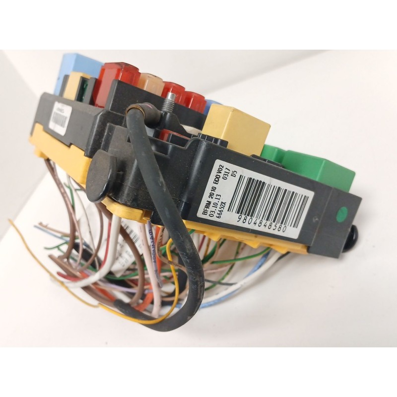 Recambio de caja reles / fusibles para peugeot 308 ii (lb_, lp_, lw_, lh_, l3_) 1.6 hdi referencia OEM IAM 9804848580  