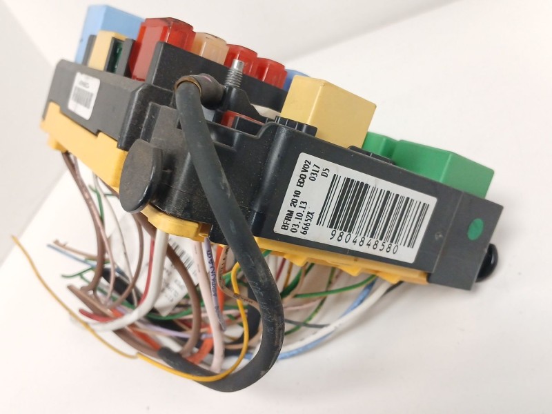 Recambio de caja reles / fusibles para peugeot 308 ii (lb_, lp_, lw_, lh_, l3_) 1.6 hdi referencia OEM IAM 9804848580  