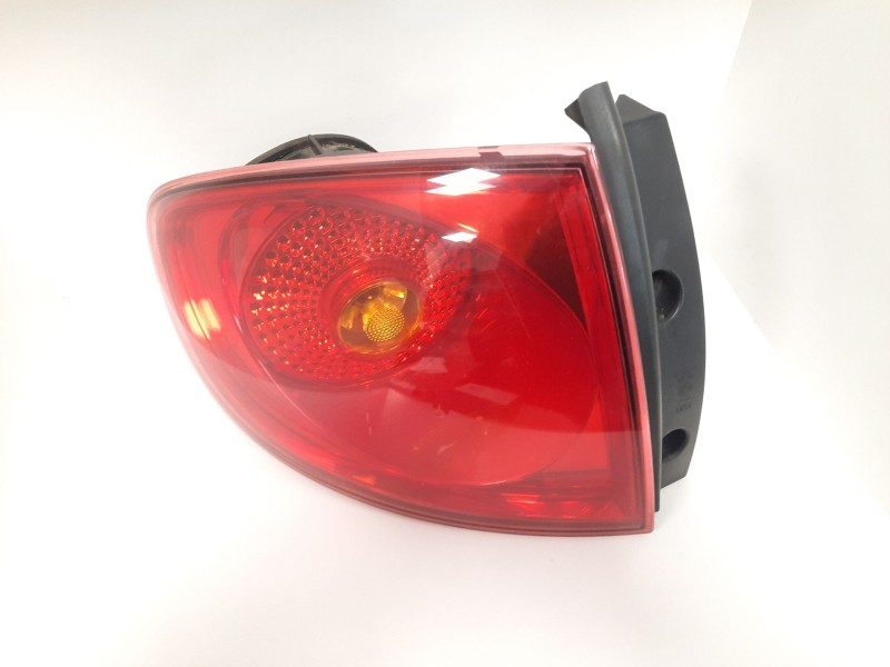 Recambio de piloto trasero izquierdo para seat altea (5p1) arena referencia OEM IAM 5P0945095D 5P0945111B 5P0945257