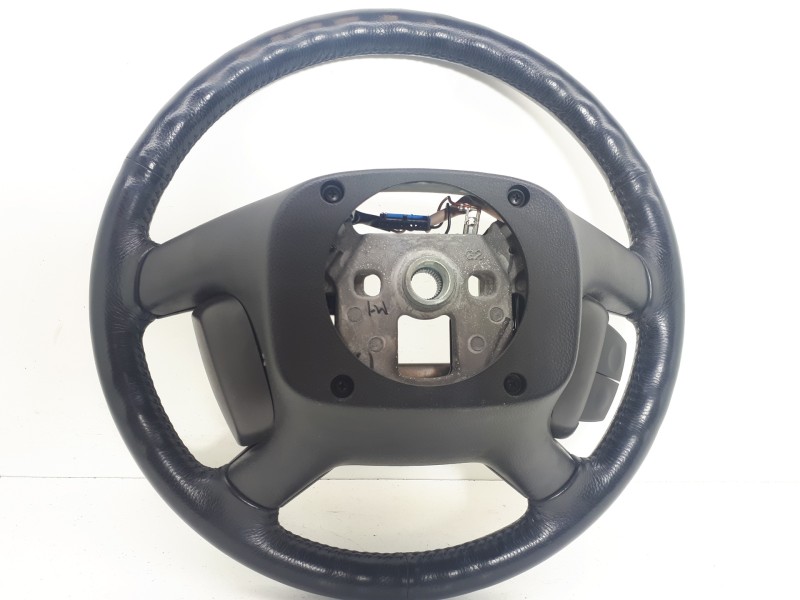 Recambio de volante para chevrolet captiva 2.2 vcdi ltz referencia OEM IAM   