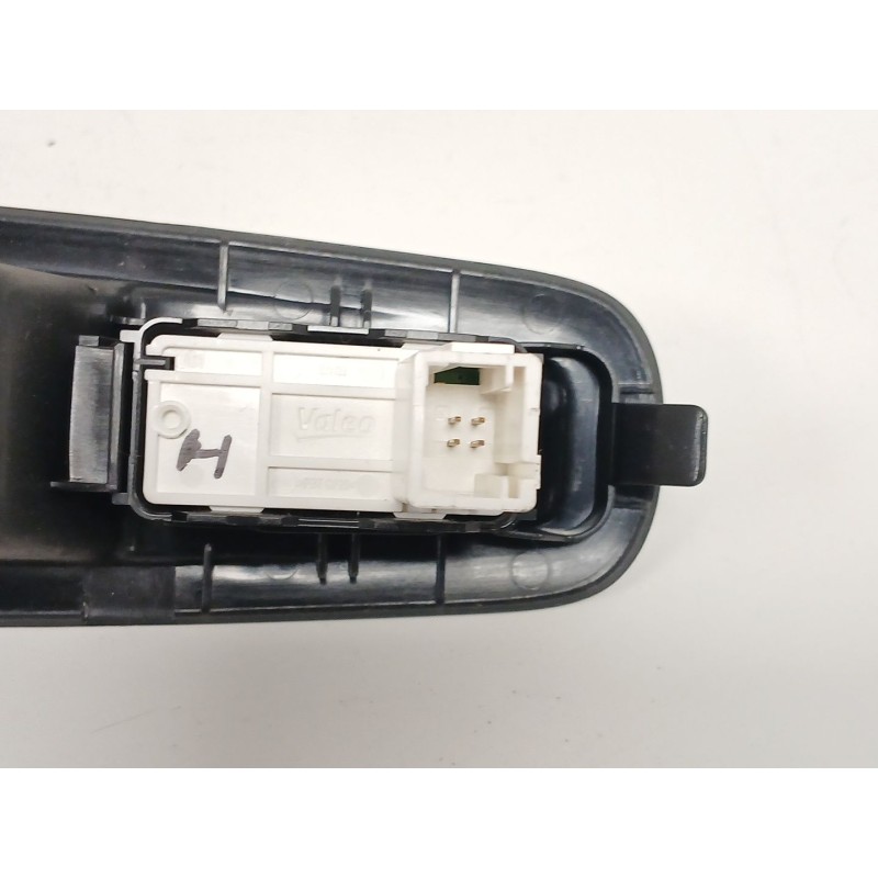 Recambio de mando elevalunas trasero izquierdo para peugeot 308 ii (lb_, lp_, lw_, lh_, l3_) 1.6 hdi referencia OEM IAM 96762292