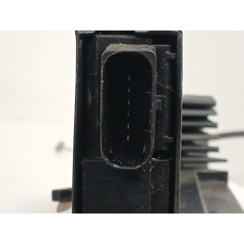 Recambio de cerradura puerta delantera izquierda para peugeot 308 ii (lb_, lp_, lw_, lh_, l3_) 1.6 hdi referencia OEM IAM 980795