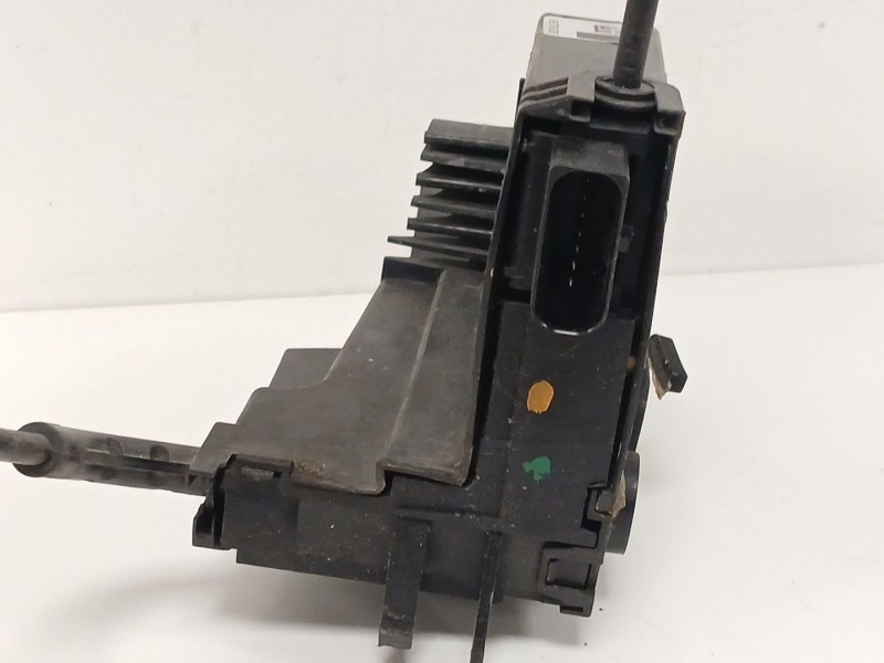 Recambio de cerradura puerta delantera derecha para peugeot 308 ii (lb_, lp_, lw_, lh_, l3_) 1.6 hdi referencia OEM IAM 98079542