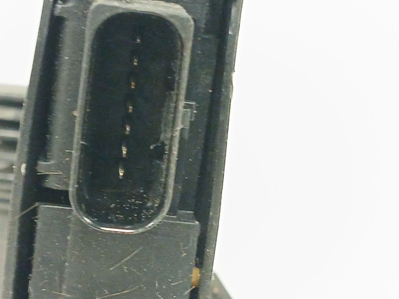 Recambio de cerradura puerta delantera derecha para peugeot 308 ii (lb_, lp_, lw_, lh_, l3_) 1.6 hdi referencia OEM IAM 98079542