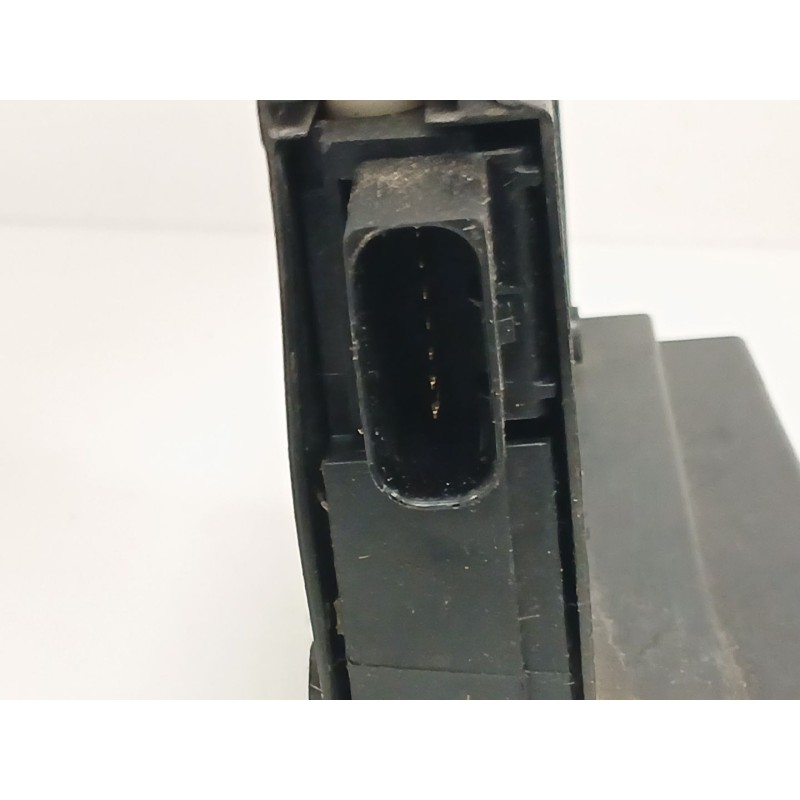 Recambio de cerradura puerta trasera izquierda para peugeot 308 ii (lb_, lp_, lw_, lh_, l3_) 1.6 hdi referencia OEM IAM 98079548
