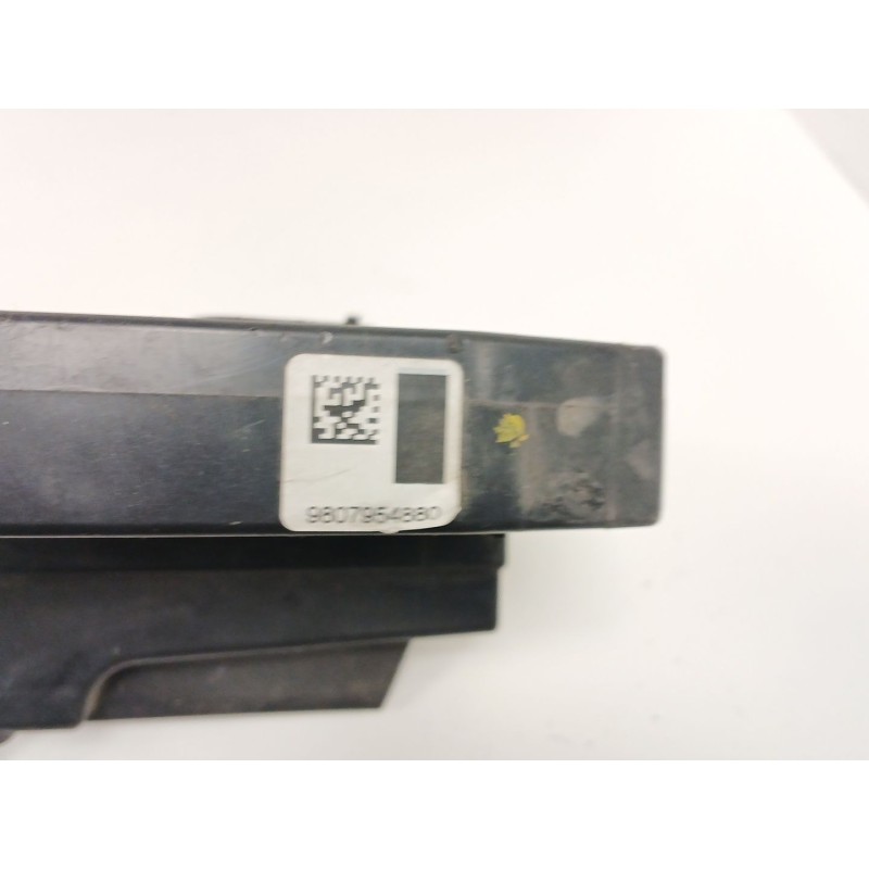 Recambio de cerradura puerta trasera izquierda para peugeot 308 ii (lb_, lp_, lw_, lh_, l3_) 1.6 hdi referencia OEM IAM 98079548
