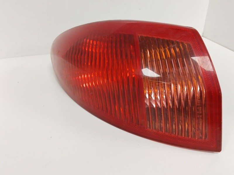 Recambio de piloto trasero izquierdo para alfa romeo 147 (190) 1.6 16v cat referencia OEM IAM  17682 