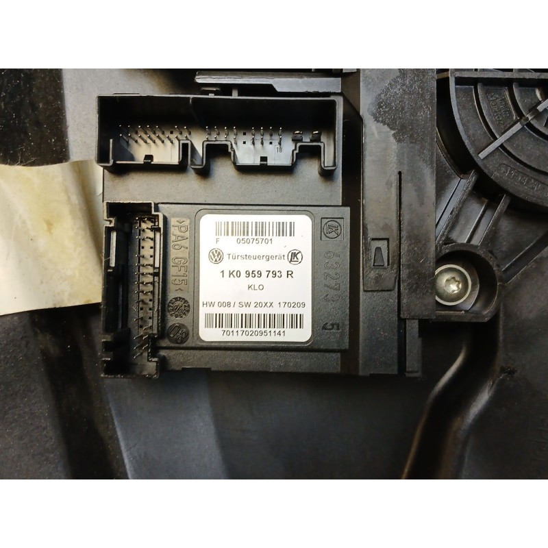 Recambio de elevalunas delantero izquierdo para volkswagen golf vi (5k1) 2.0 tdi referencia OEM IAM   