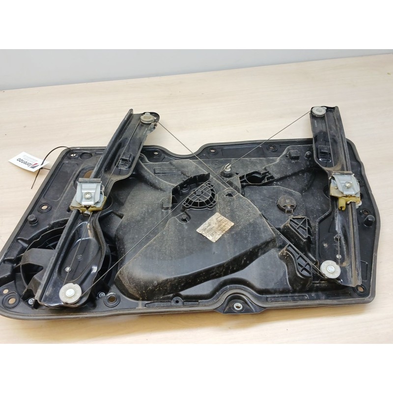 Recambio de elevalunas delantero izquierdo para volkswagen golf vi (5k1) 2.0 tdi referencia OEM IAM   
