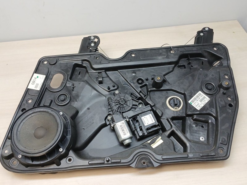 Recambio de elevalunas delantero derecho para volkswagen golf vi (5k1) 2.0 tdi referencia OEM IAM   