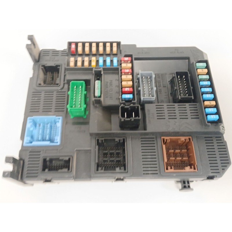 Recambio de caja reles / fusibles para peugeot 208 i (ca_, cc_) 1.6 hdi / bluehdi 75 referencia OEM IAM 9807531680 BSIN02 