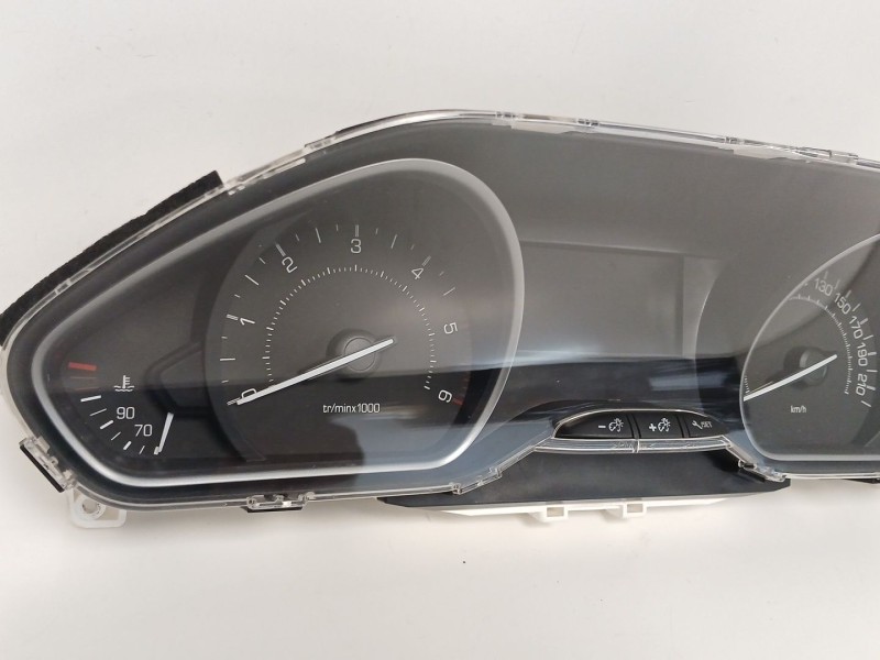 Recambio de cuadro instrumentos para peugeot 208 i (ca_, cc_) 1.6 hdi / bluehdi 75 referencia OEM IAM 981384898001  