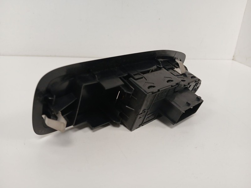 Recambio de mando elevalunas delantero izquierdo para peugeot 208 i (ca_, cc_) 1.6 hdi / bluehdi 75 referencia OEM IAM   