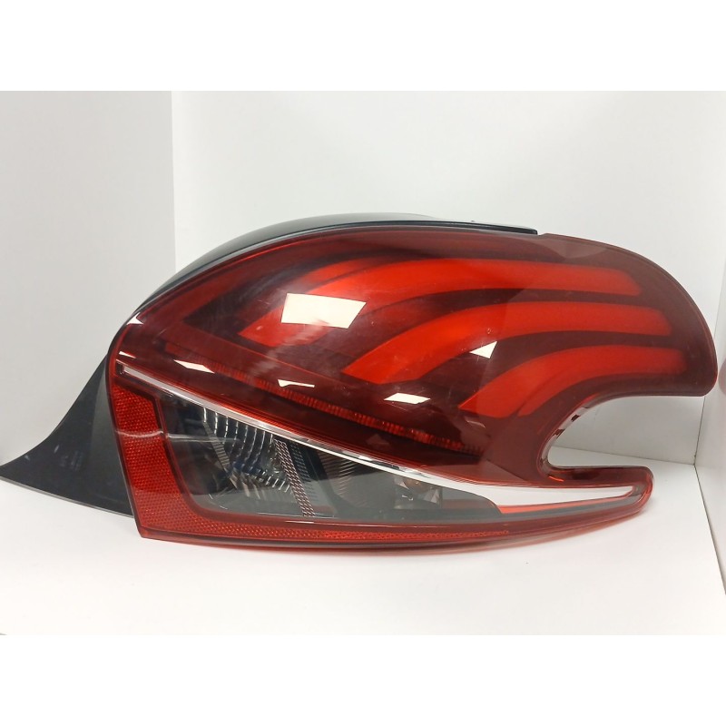Recambio de piloto trasero derecho para peugeot 208 i (ca_, cc_) 1.6 hdi / bluehdi 75 referencia OEM IAM   
