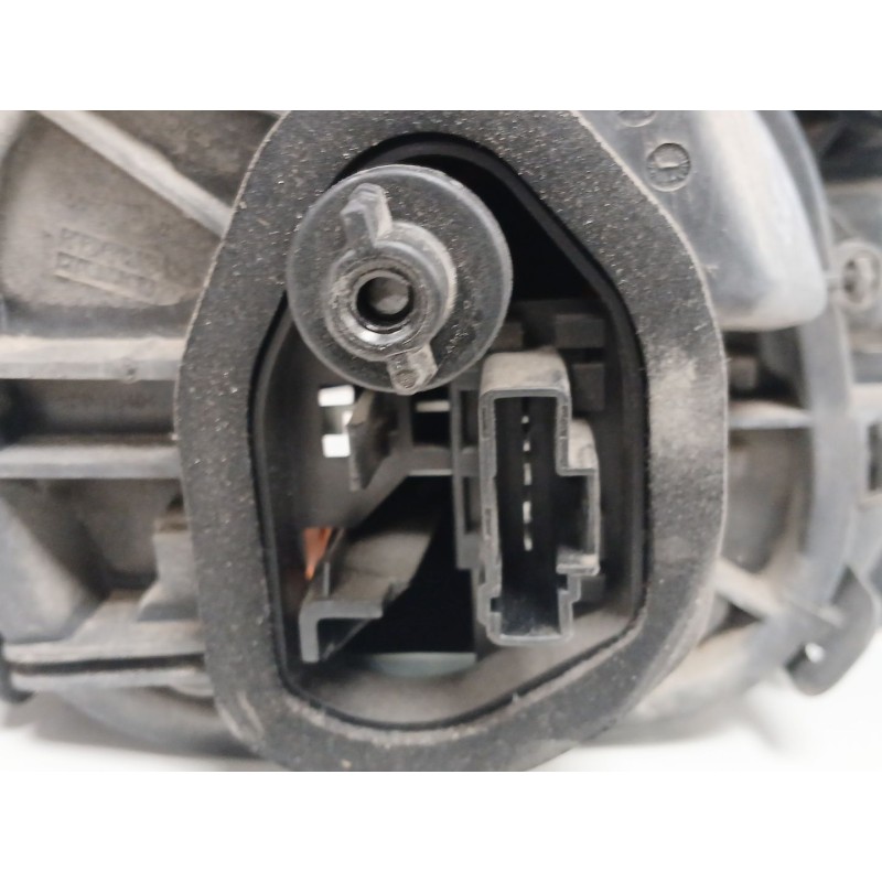 Recambio de piloto trasero derecho para peugeot 208 i (ca_, cc_) 1.6 hdi / bluehdi 75 referencia OEM IAM   