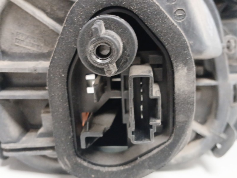 Recambio de piloto trasero derecho para peugeot 208 i (ca_, cc_) 1.6 hdi / bluehdi 75 referencia OEM IAM   