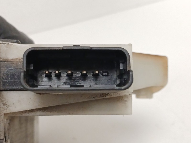 Recambio de cerradura puerta trasera izquierda para peugeot 208 i (ca_, cc_) 1.6 hdi / bluehdi 75 referencia OEM IAM 9812501280 