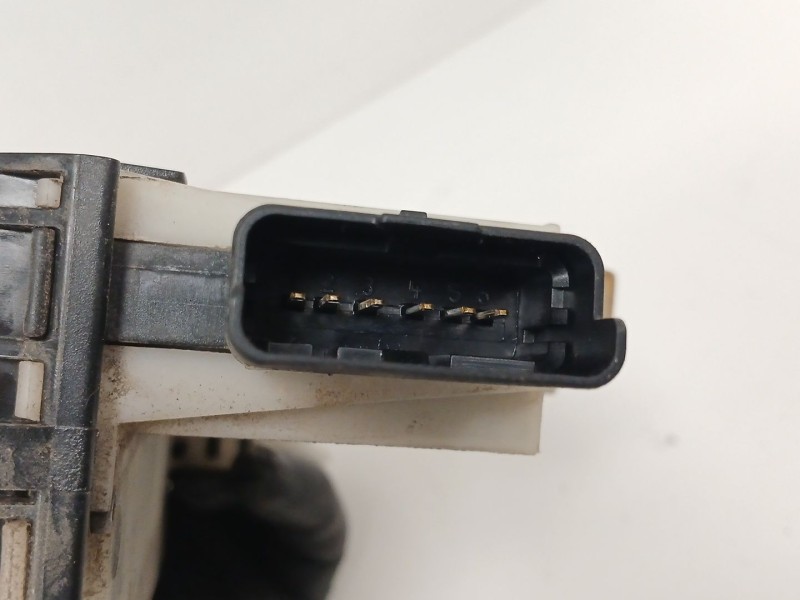 Recambio de cerradura puerta delantera izquierda para peugeot 208 i (ca_, cc_) 1.6 hdi / bluehdi 75 referencia OEM IAM 981250088